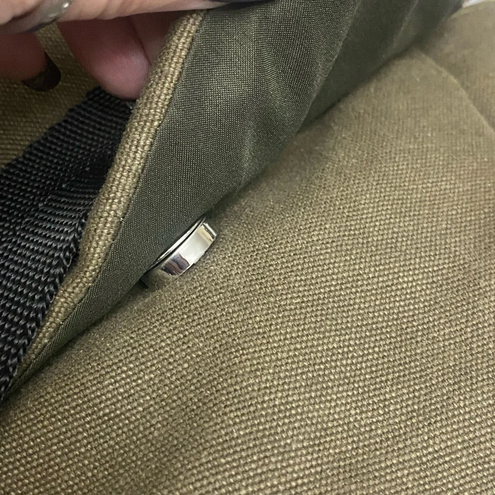 Calvin Klein Men’s Army Green Messenger Bag - Picture 13 of 14